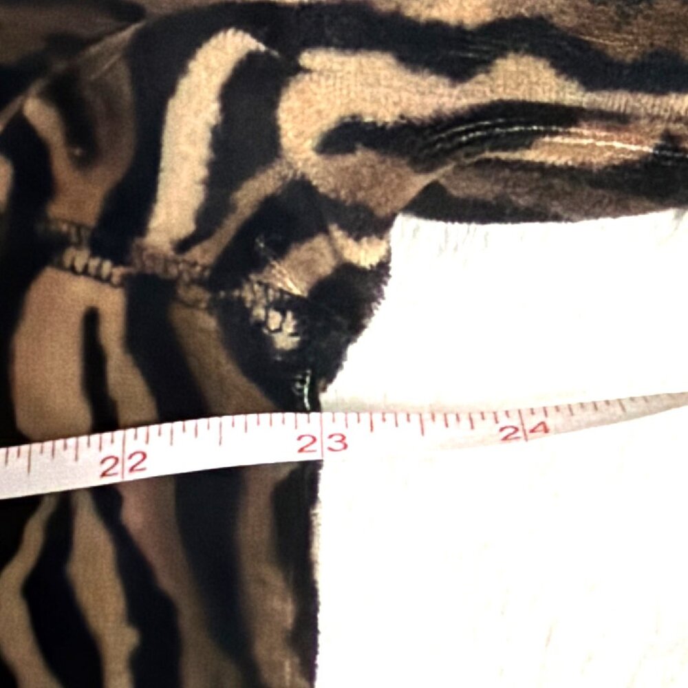 Kim Rogers Animal Print Zip Jacket Large 75% Cotton 25% Polyester velour - Picture 4 of 5